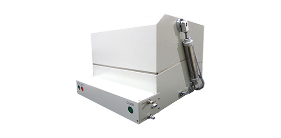 目前电磁波屏蔽箱的主流材质是钢板，上图为有利康505040气动屏蔽箱