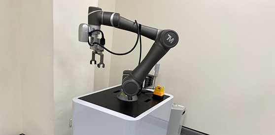 2019年8月台北自动化展有利康展示达明机器人TM5搭配无人搬运车AGV