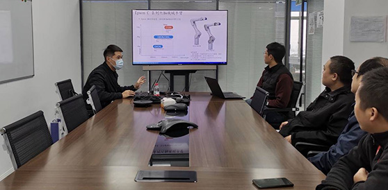 EPSON工程师与有利康同仁技术交流